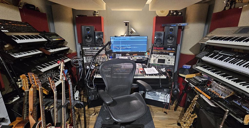 auxreturn Studio 2023